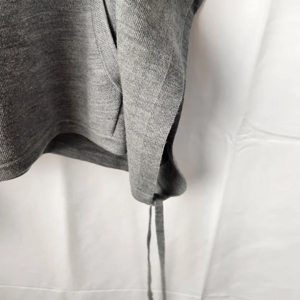 Lululemon All In A Day Hooded Poncho O/S in EUC - Picture 9 of 12